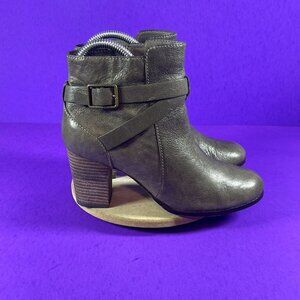 Cole Haan Women's Grey Leather Block Heel Side Zip Ankle Bootie Shoe Size 6